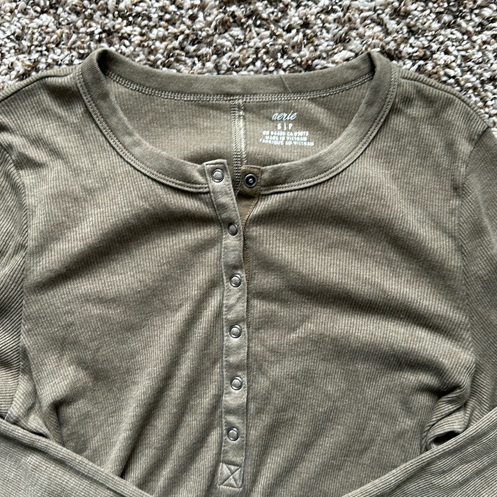 American Eagle button up top.